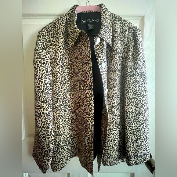 SilkLand Jackets & Blazers - Silkland BlazerJacket